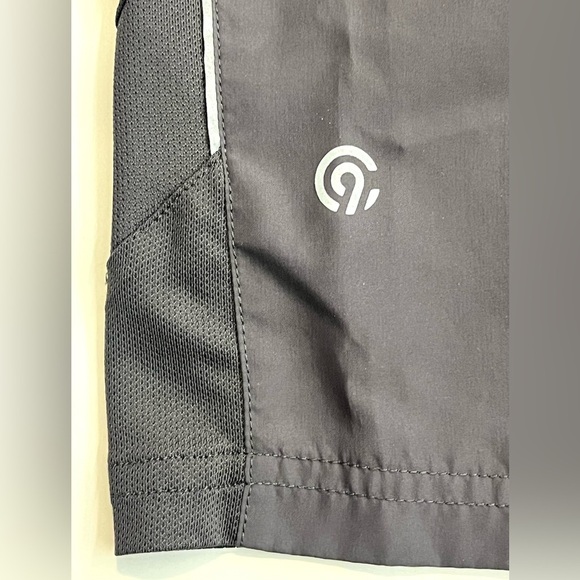 Champion C9 Women’s Gray Athletic Shorts with Back Zipper Pocket & Inner Layer - Picture 14 of 14